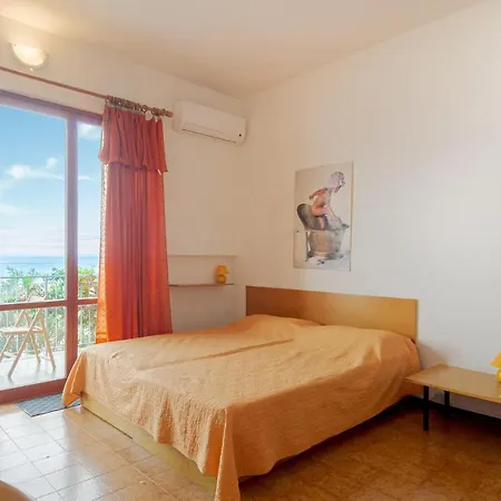 Moneglia アパート *