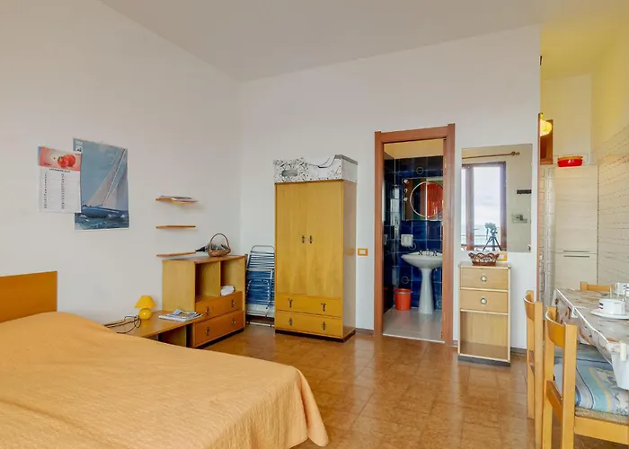 Апартаменты Moneglia *